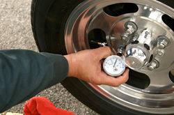 Illustration for article titled Gas Saving Tips for Flummoxed Drivers
